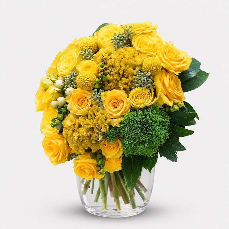 Buchet mireasa/ nasa galben cu trandafiri, miniroze si celosia