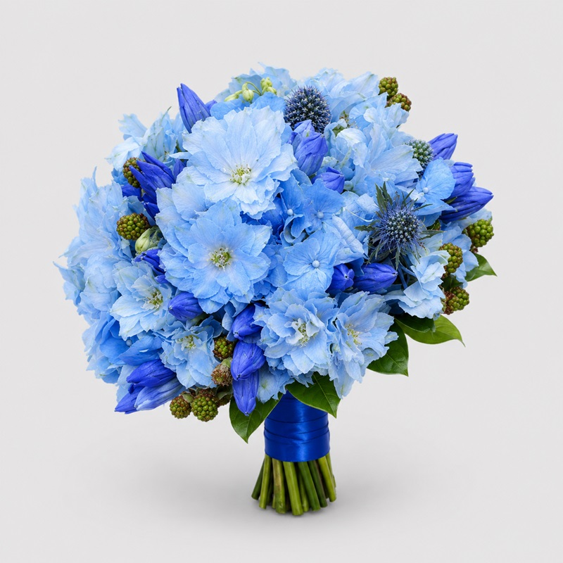 Buchet mireasa/nasa cu hortensie albastra si delfinium