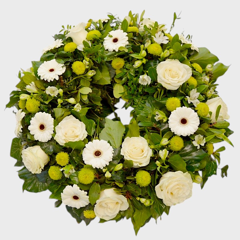 coroana funerara rotunda cu trandafiri si gerbera albe