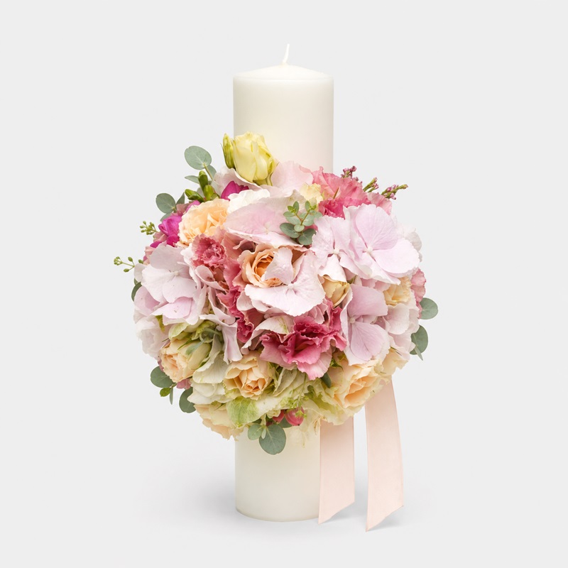 Lumanare botez 30 cm cu hortensii miniroze frezii si lisianthus pastel PROMO