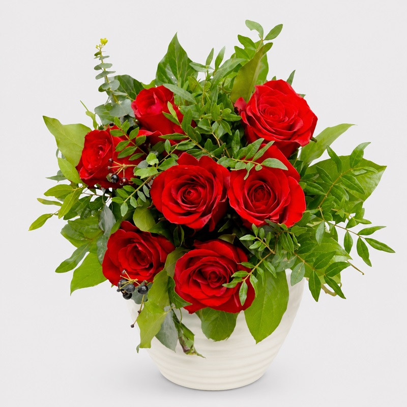 buchet cadou 7 trandafiri rosii