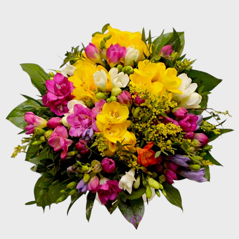 buchet cu 39 frezii multicolore