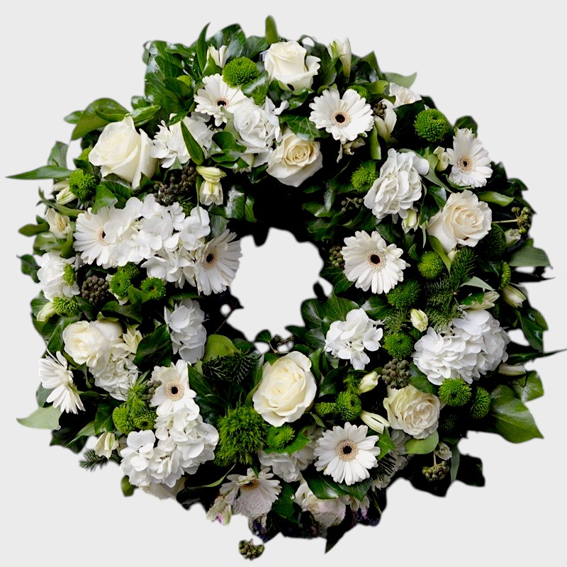 Coroana funerara cu flori albe si verzi