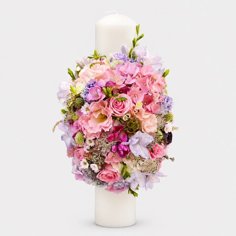 Lumânare de botez cu hortensie roz, trandafiri și flori pastel – Flowers Garden București