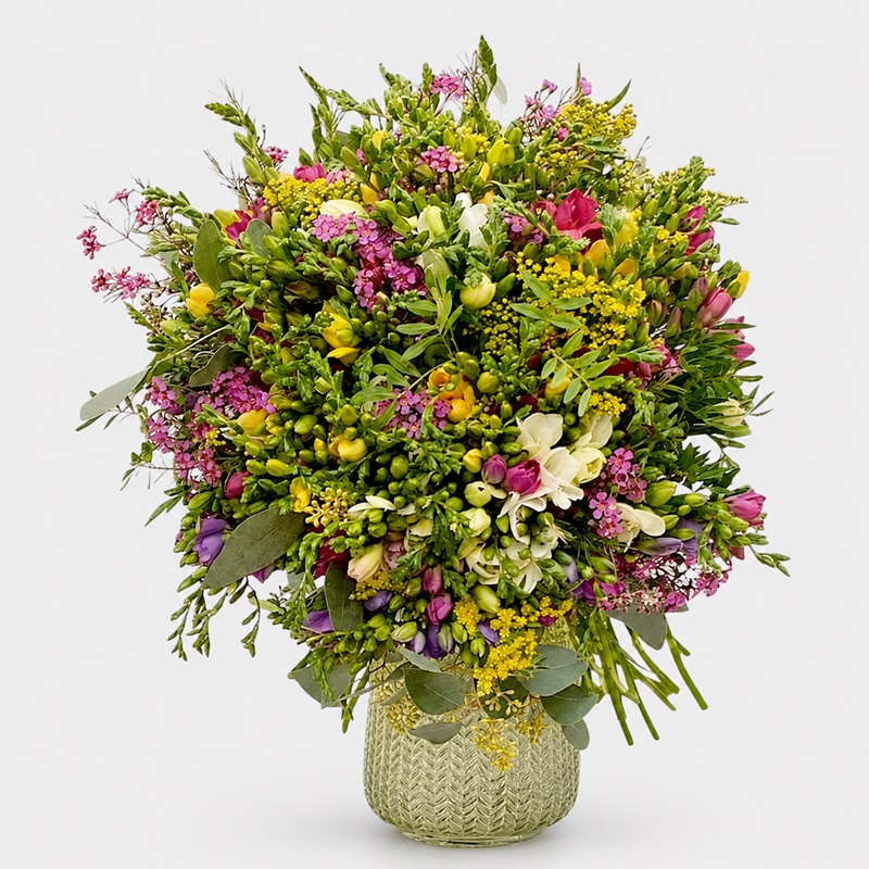 buchet cadou cu 151 frezii colorate