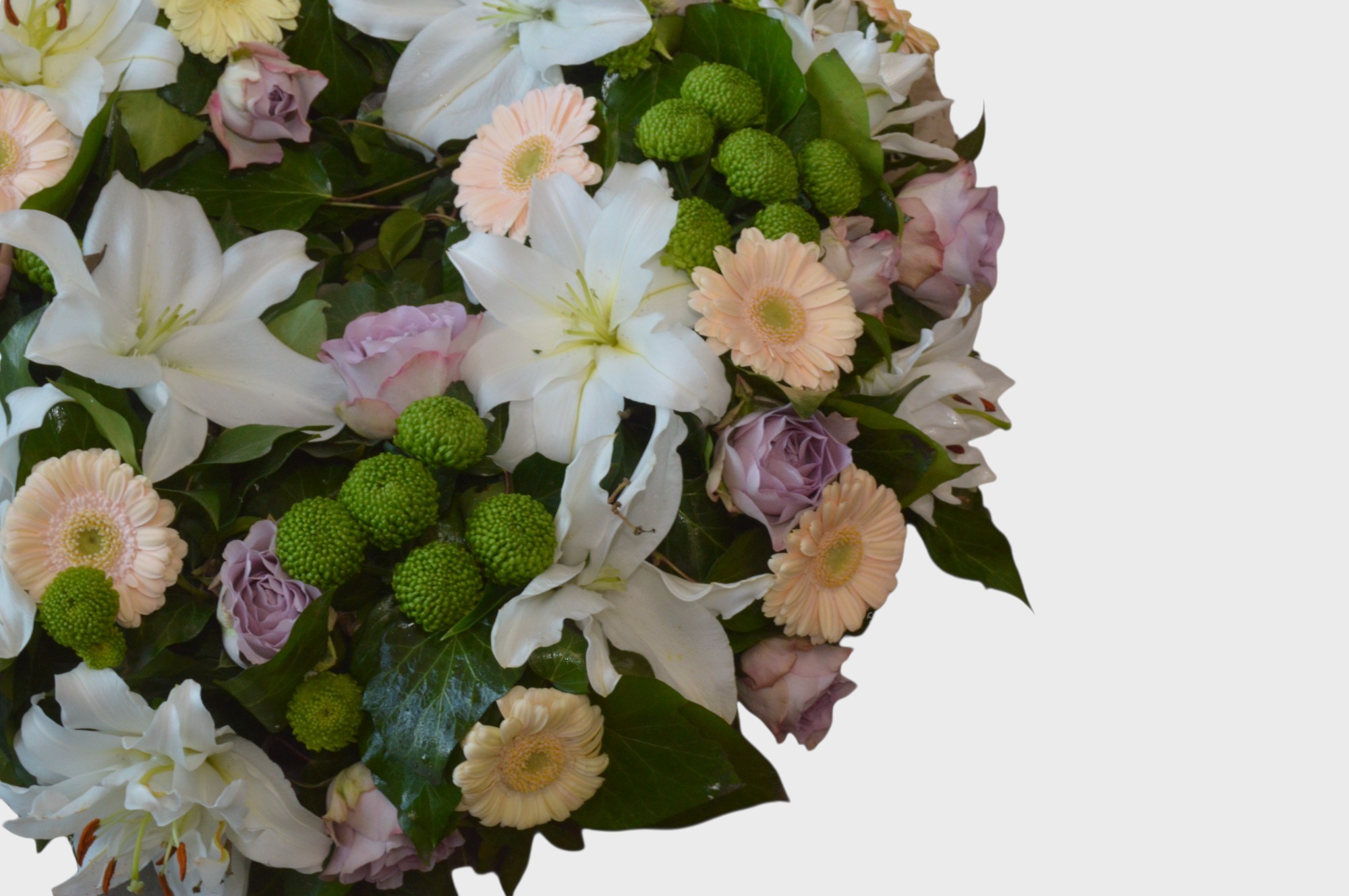 Coroana funerara cu crini si trandafiri - imagine 2