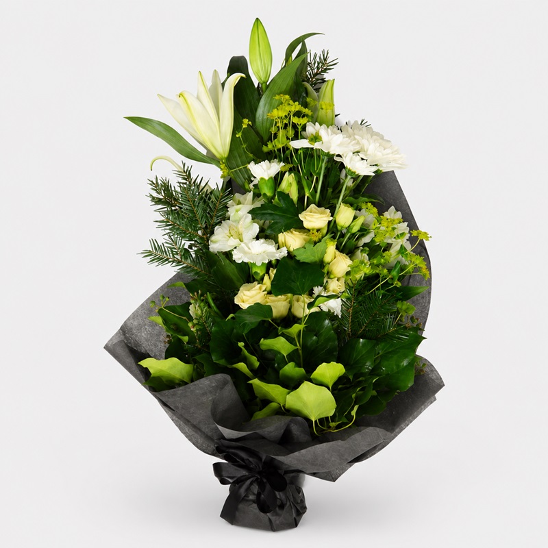 buchet funerar cu crini